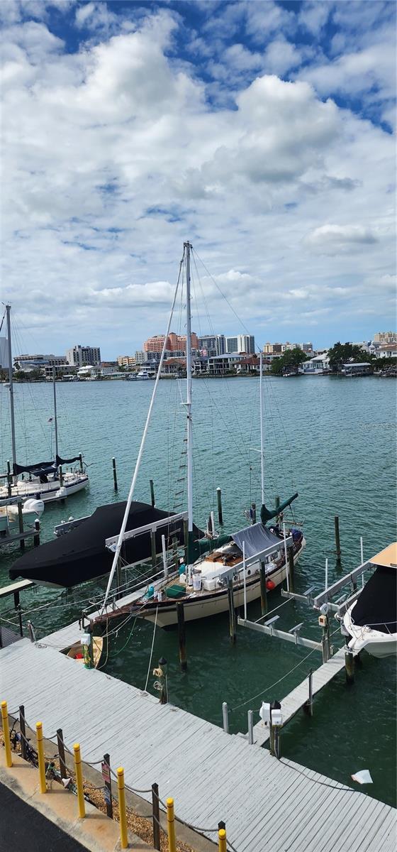 BAYSIDE CONDO - Residential