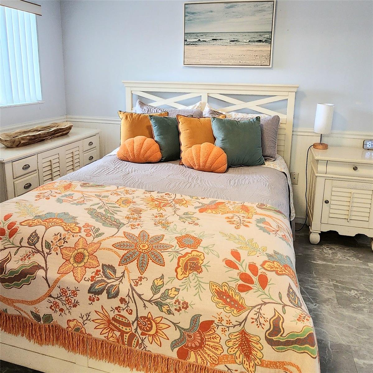 BAYSIDE CONDO - Residential
