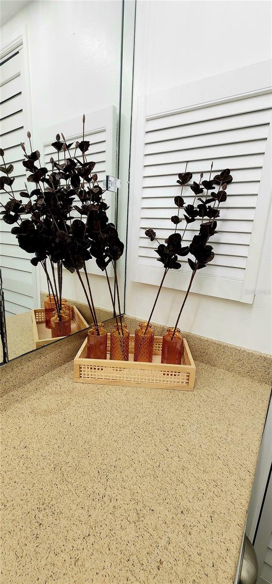 BAYSIDE CONDO - Residential