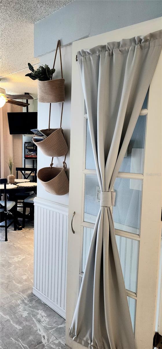 BAYSIDE CONDO - Residential