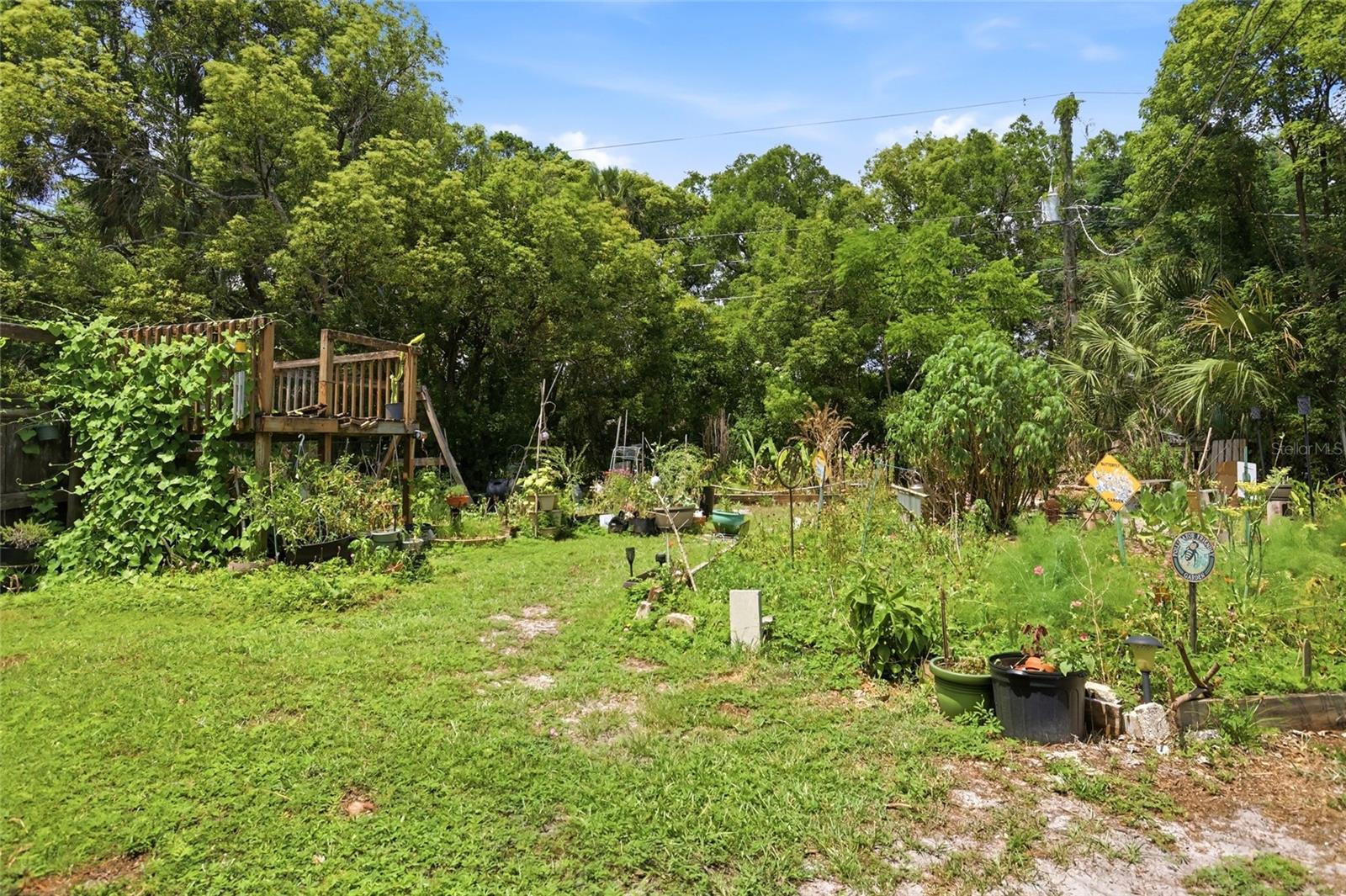 SAN LANTA 2ND SEC - Residential