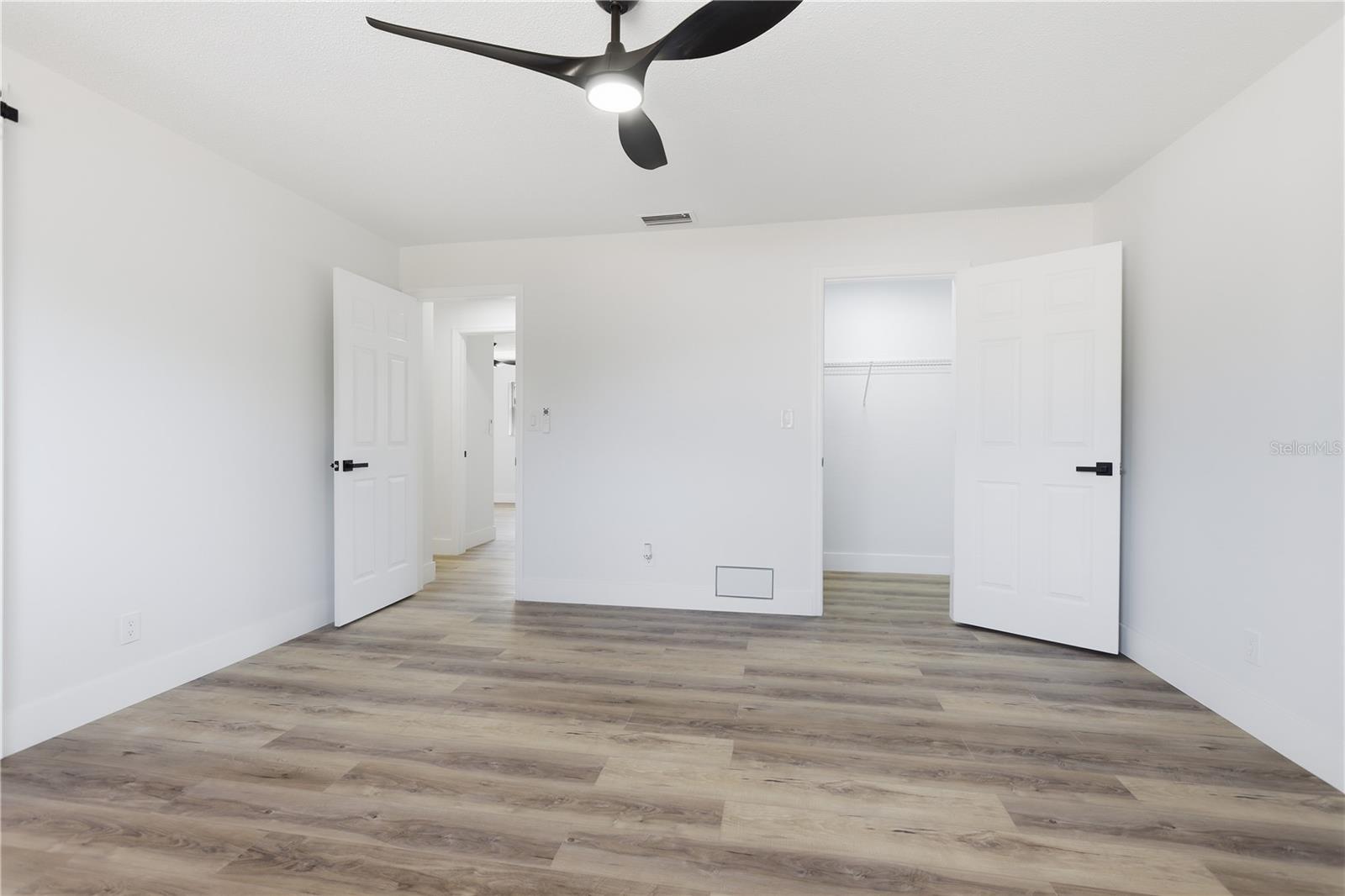 DELTONA LAKES UNIT 7 - Residential