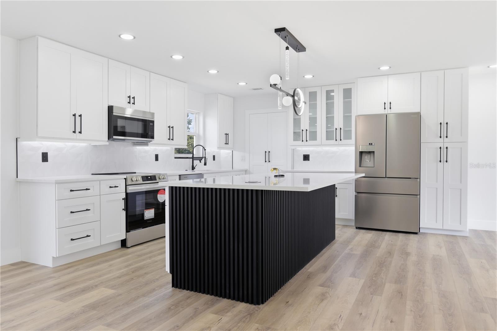 DELTONA LAKES UNIT 7 - Residential