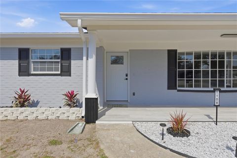 Photo of 1108 Balfour Dr, Deltona, FL 32725 (MLS # V4947614)