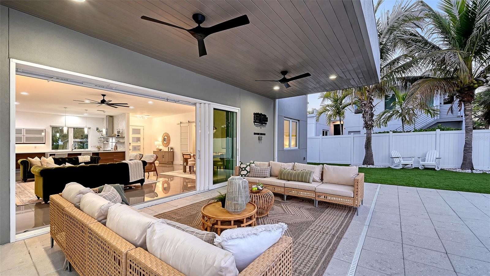 GREENWICH - Residential