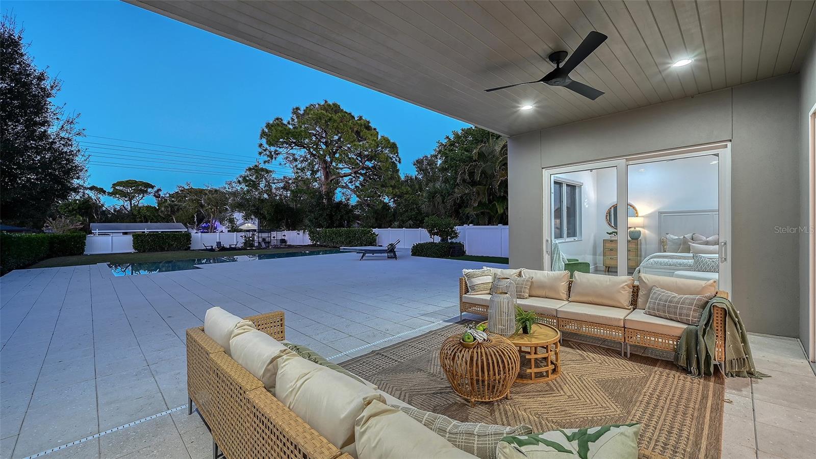 GREENWICH - Residential