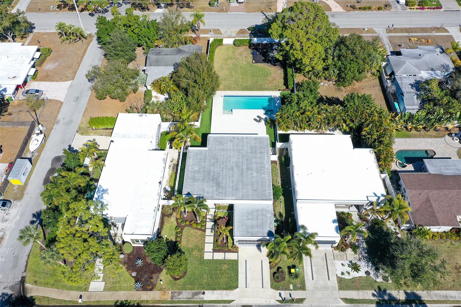 GREENWICH - Residential