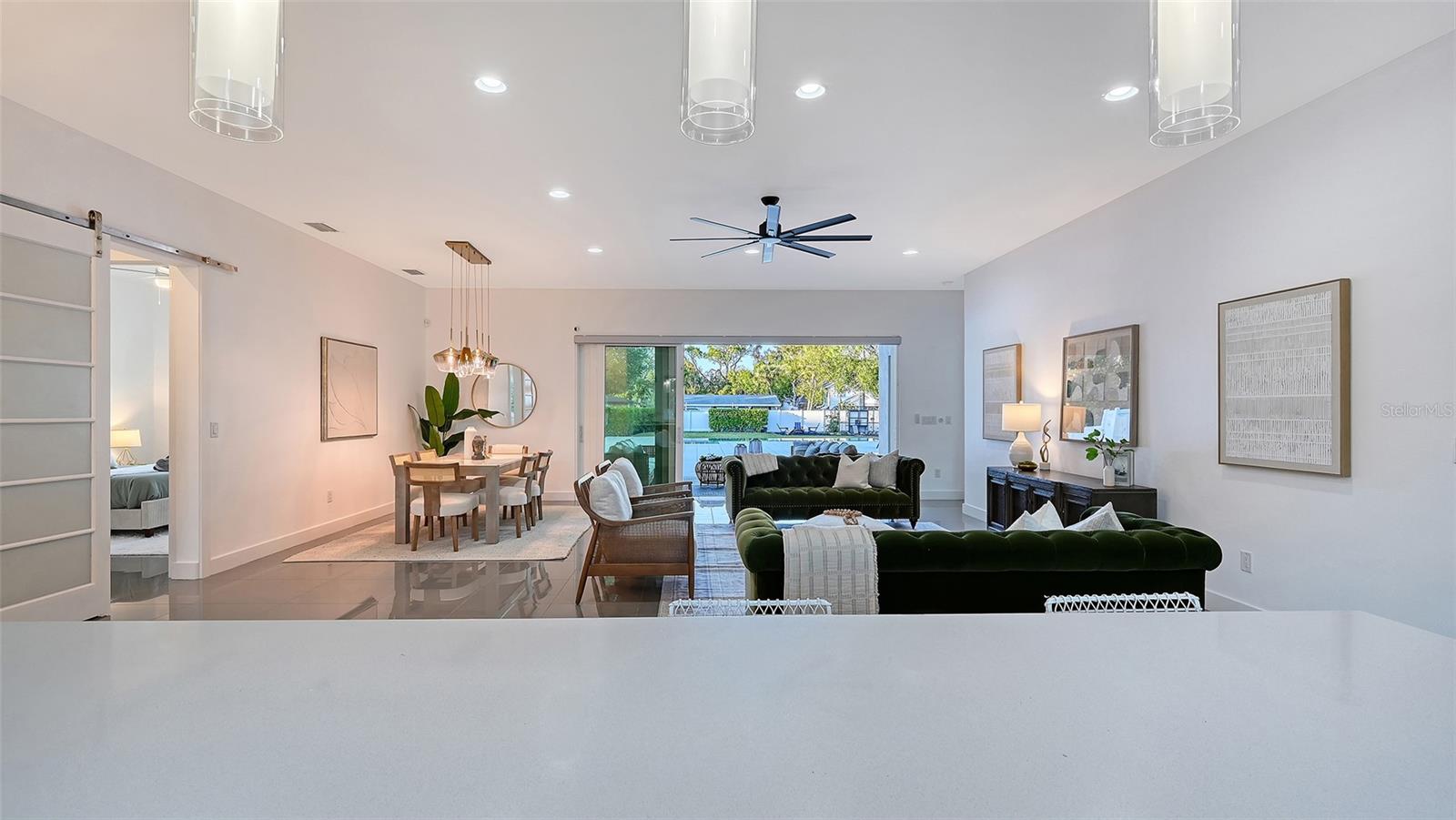 GREENWICH - Residential