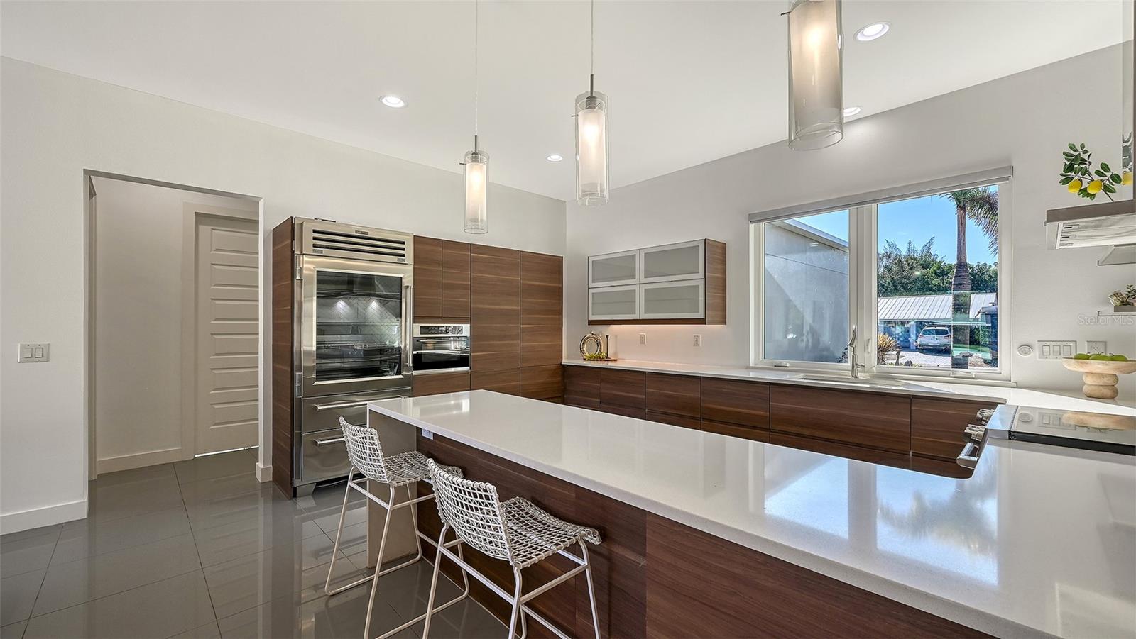 GREENWICH - Residential