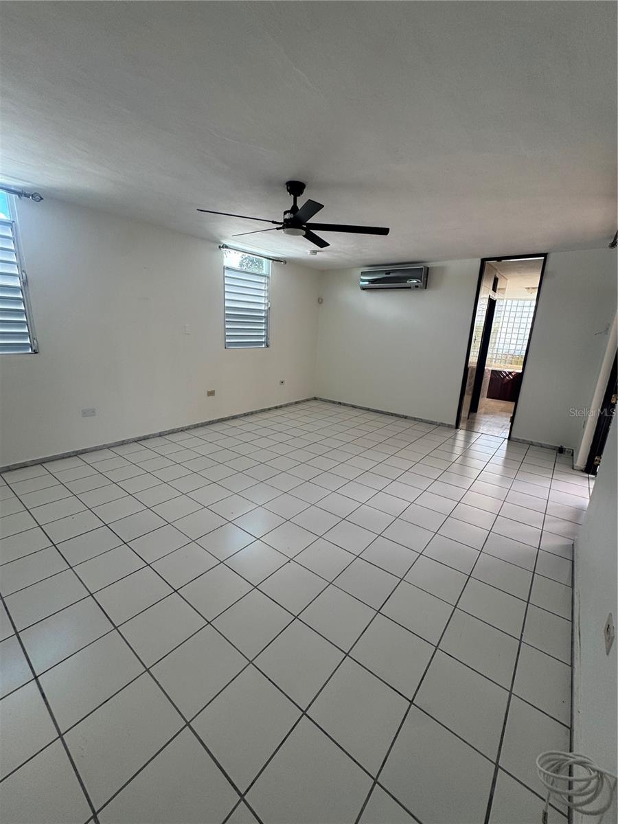 SAN. PEDRO ESTATETS - Residential