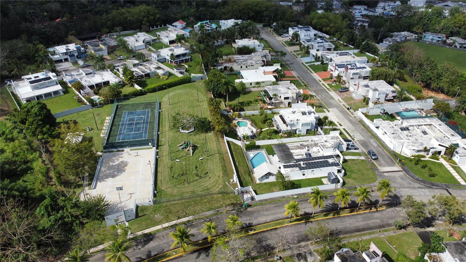 SAN. PEDRO ESTATETS - Residential