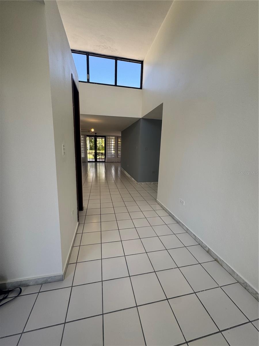 SAN. PEDRO ESTATETS - Residential