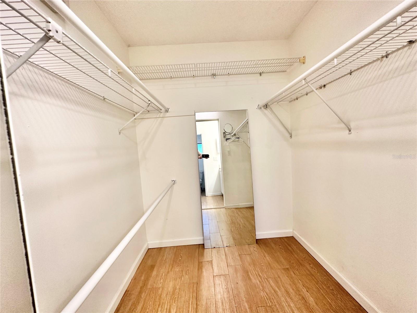 LAKE OF THE WOODS SEC 03 TWNHS - Residential