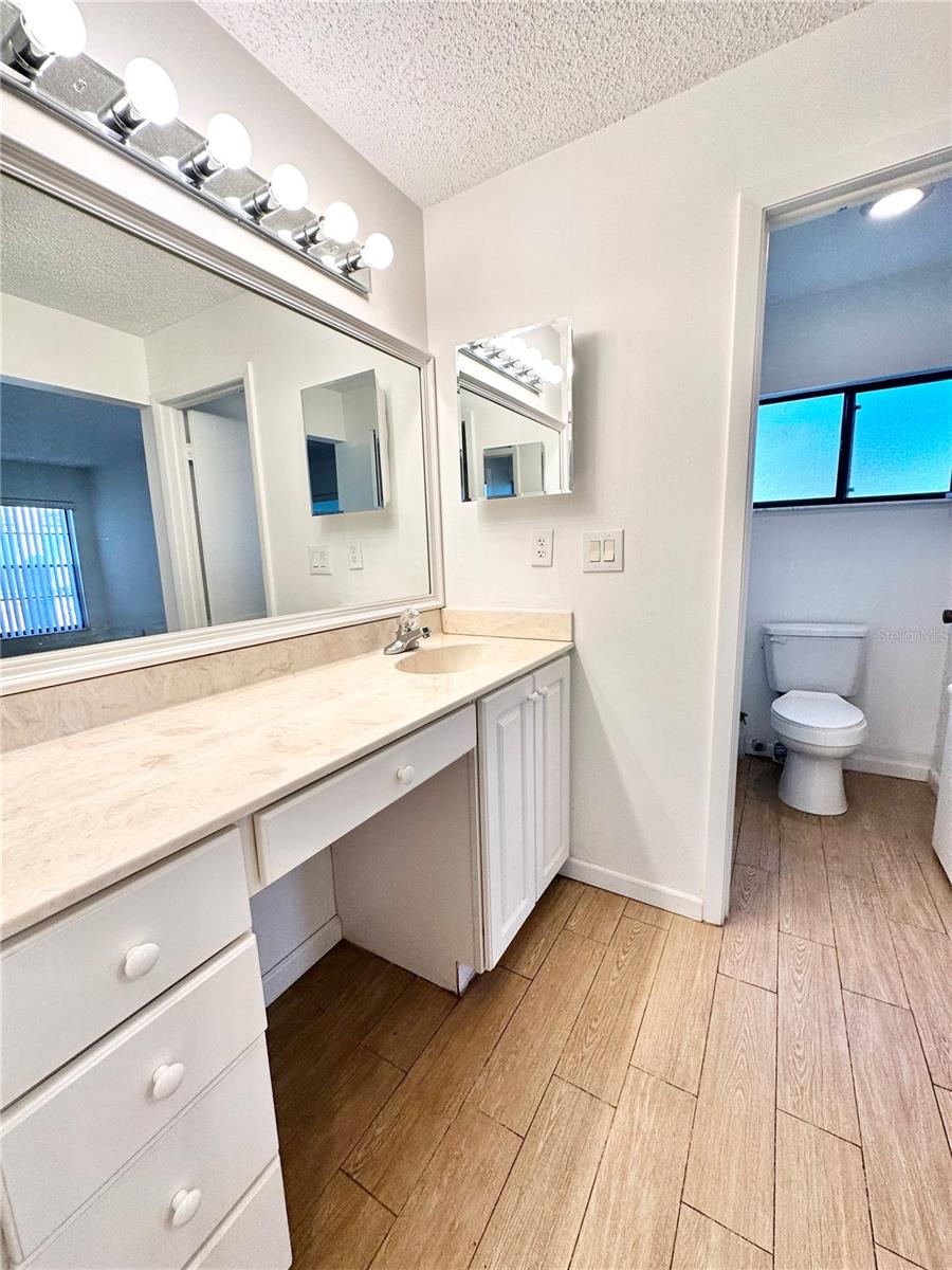 LAKE OF THE WOODS SEC 03 TWNHS - Residential