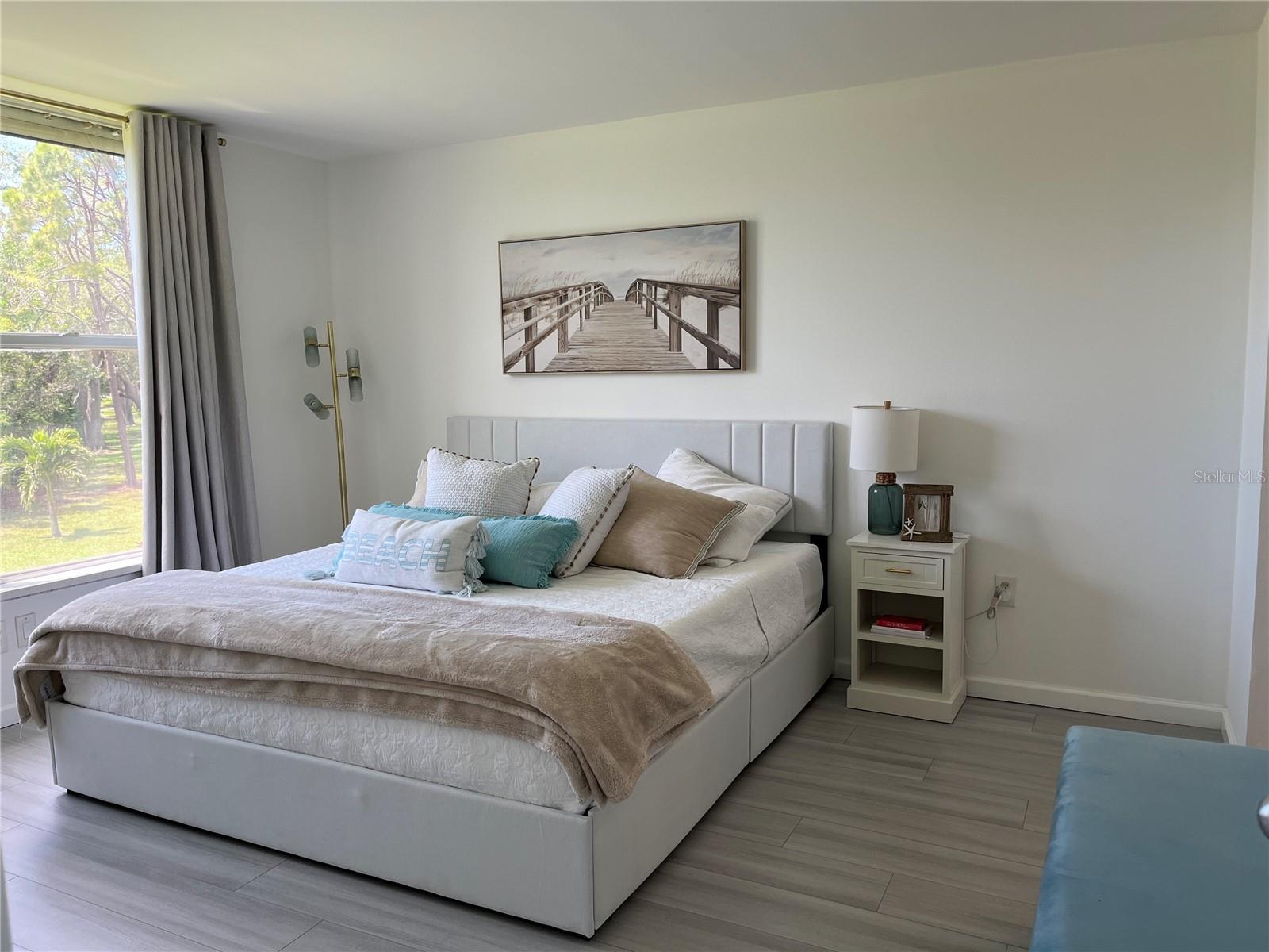 THE LINKS AT PINEBROOK - Residential Lease
