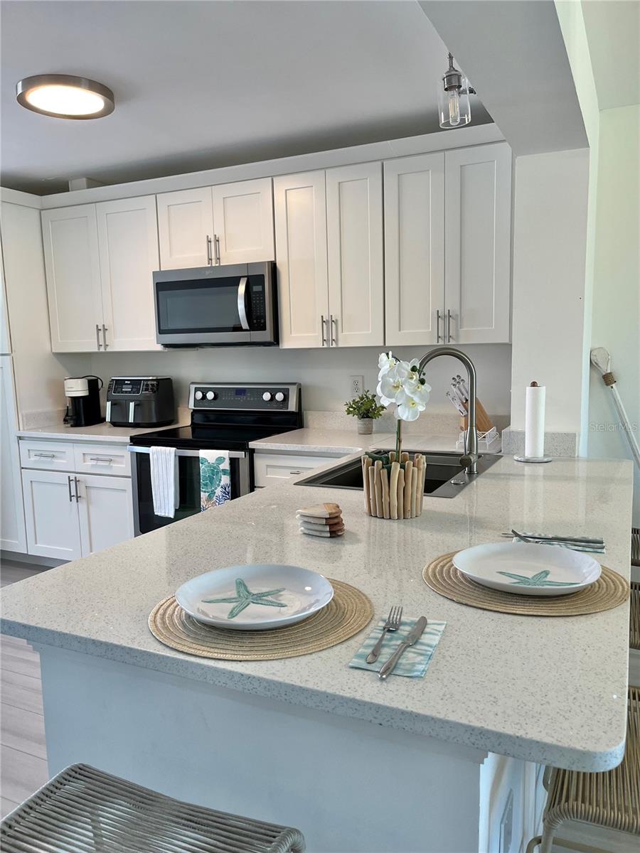 THE LINKS AT PINEBROOK - Residential Lease