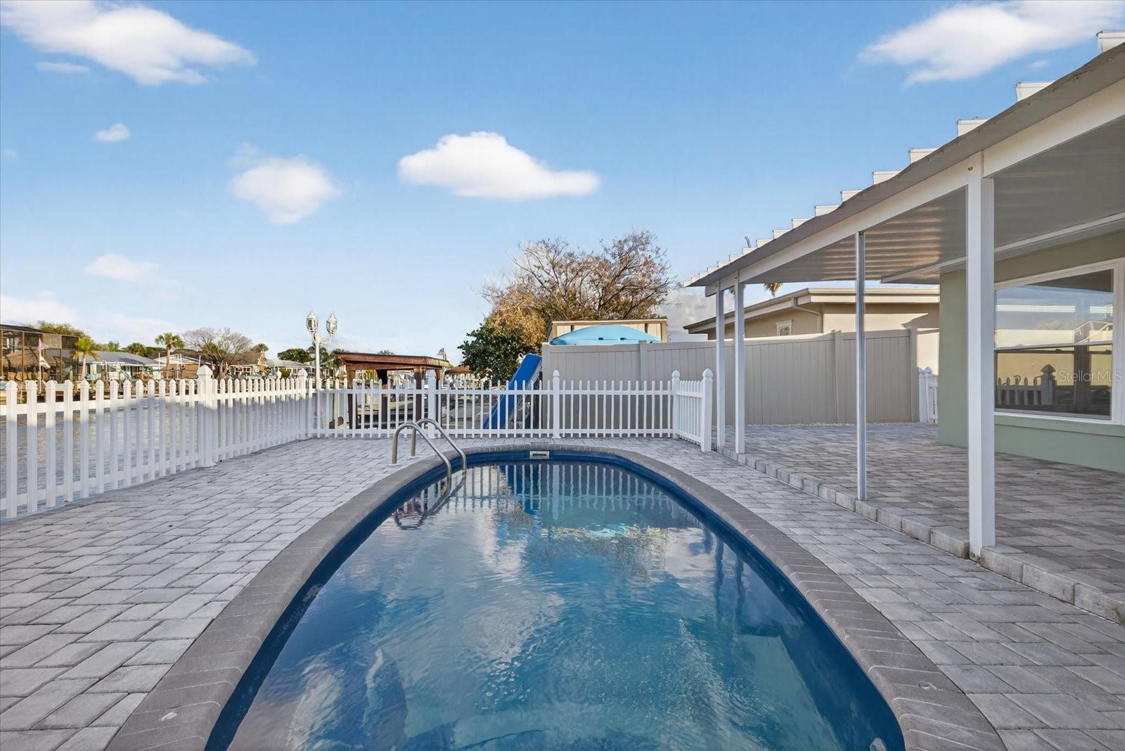 FLOR A MAR REP - Residential