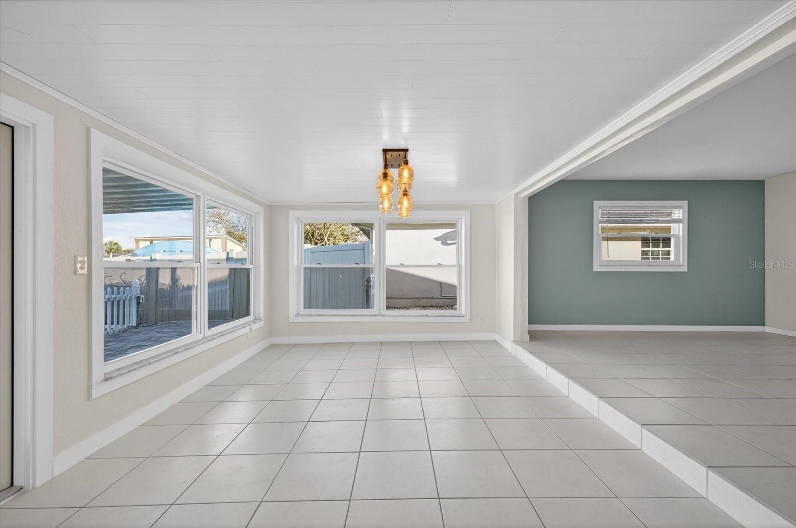 FLOR A MAR REP - Residential