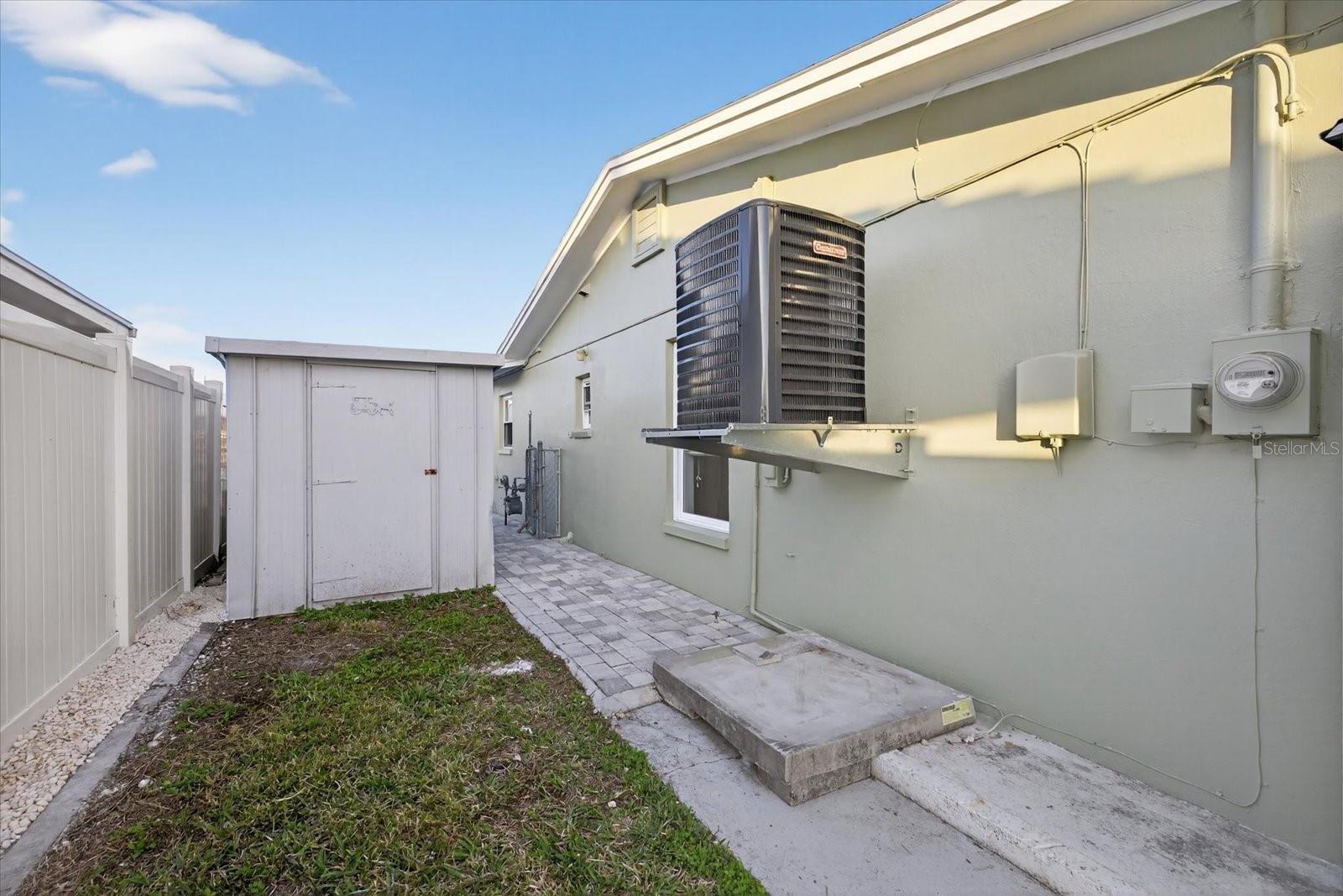 FLOR A MAR REP - Residential