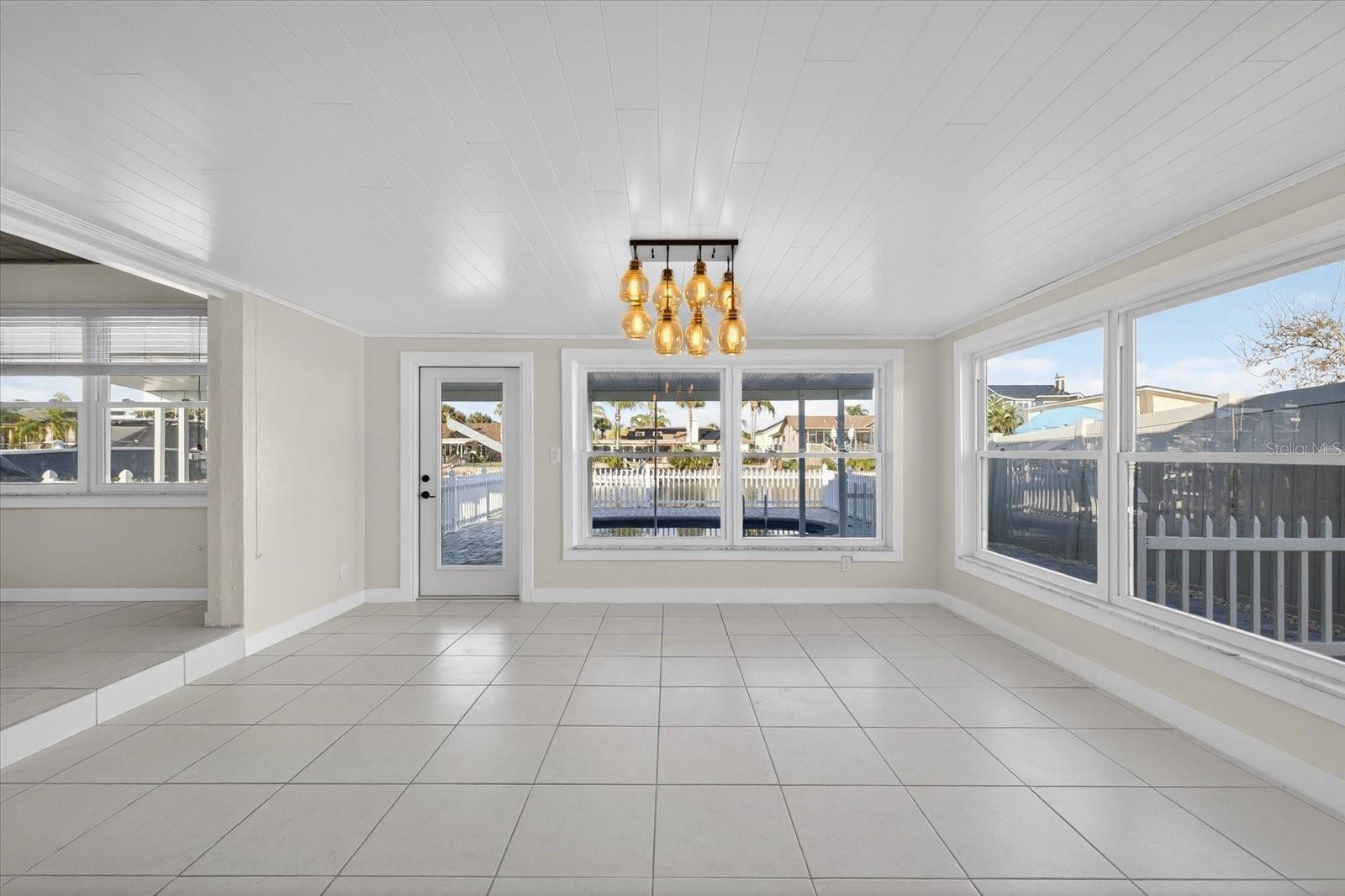 FLOR A MAR REP - Residential