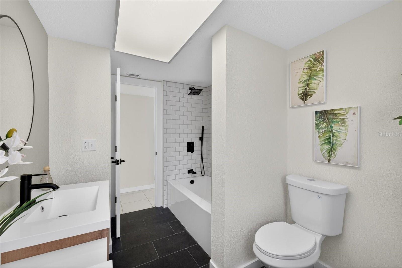 FLOR A MAR REP - Residential