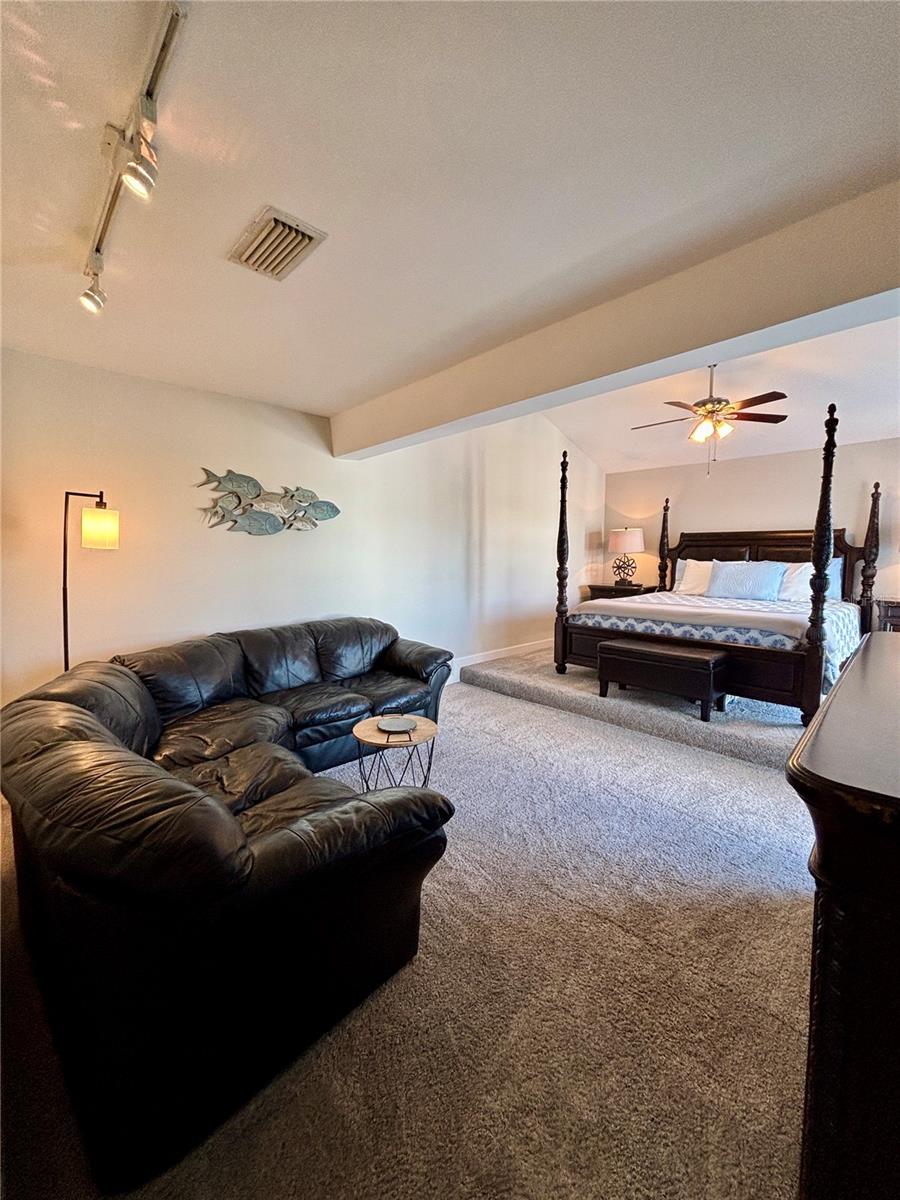 MADEIRA BEACH YACHT CLUB CONDO - Residential