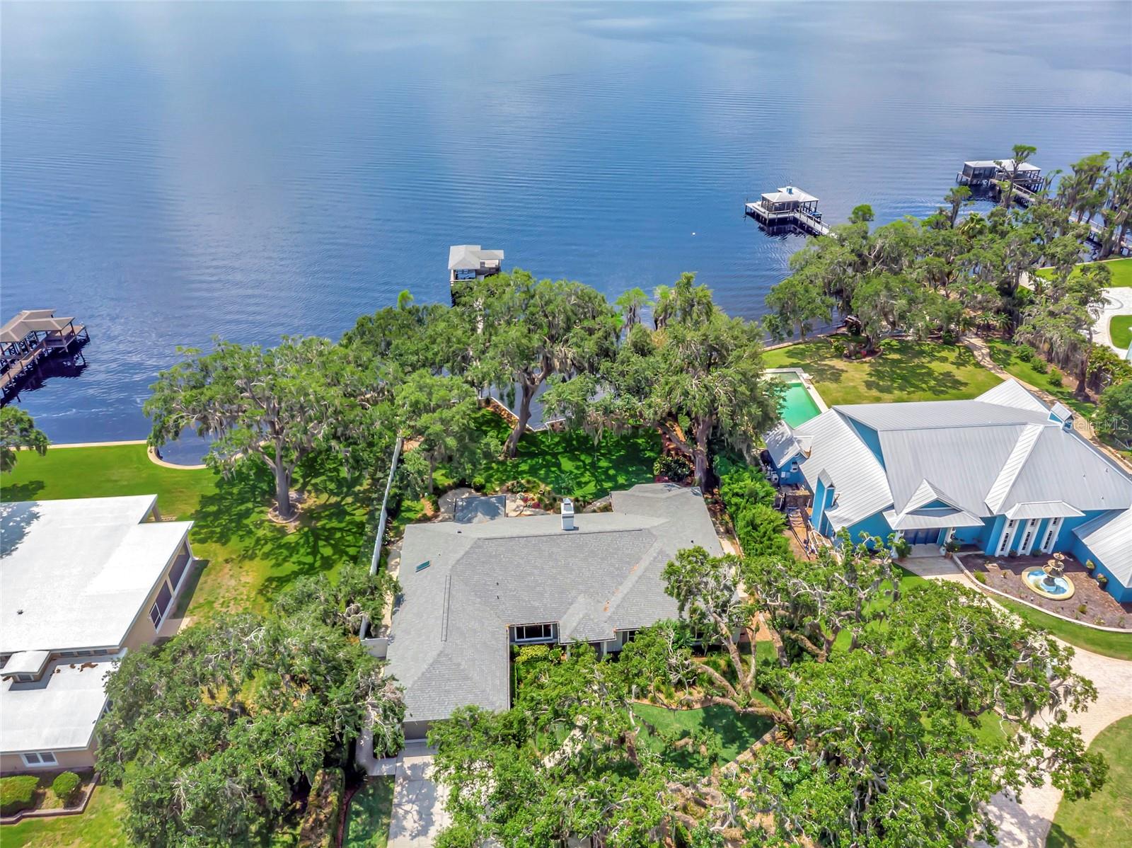 1341 W LAKESHORE DRIVE