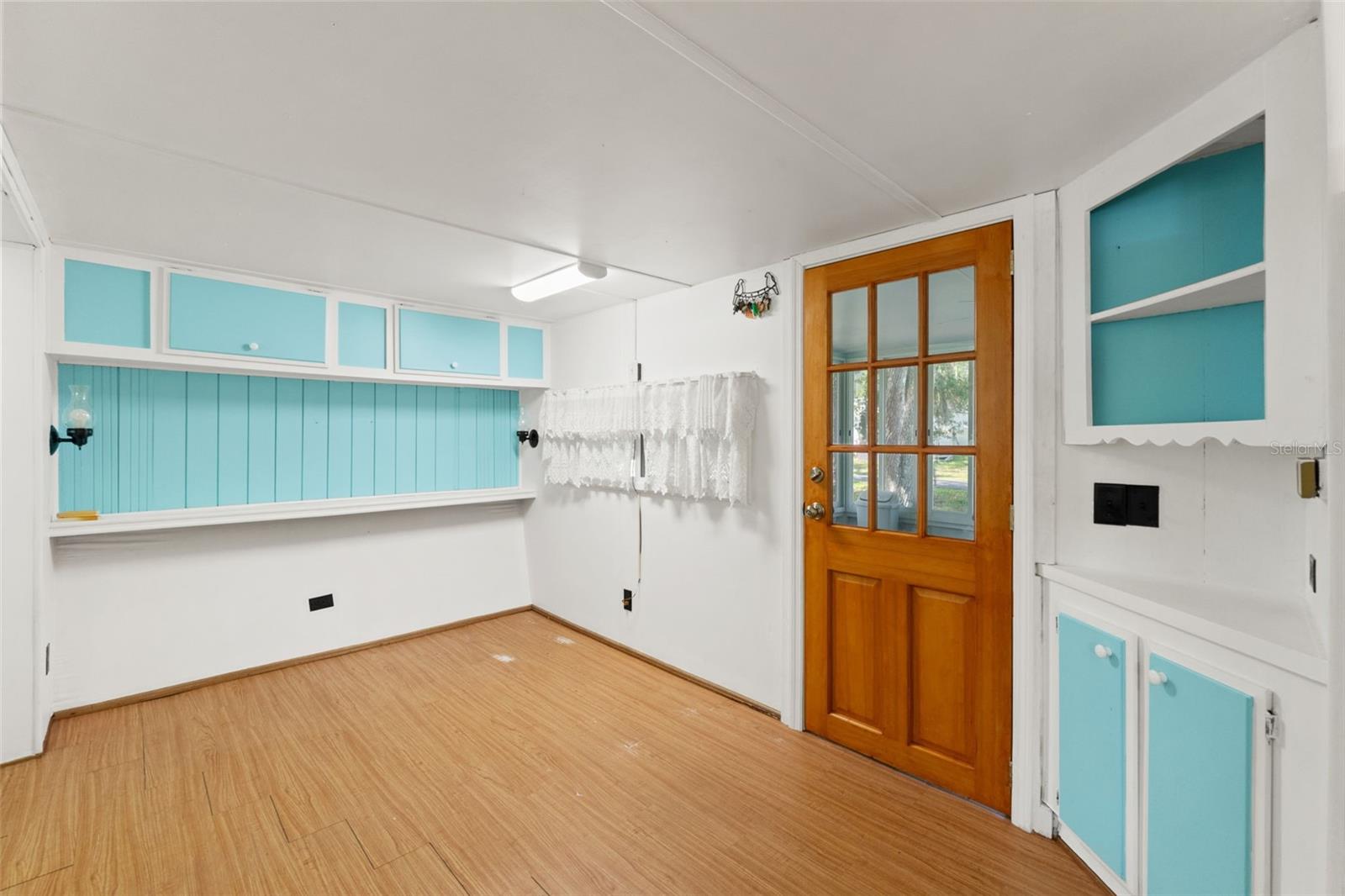 CAMPERS HOLIDAY - Residential
