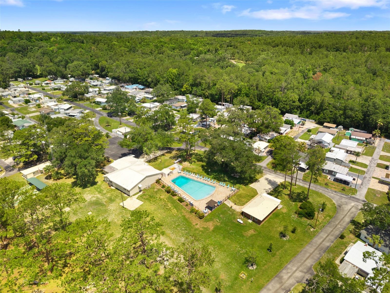 CAMPERS HOLIDAY - Residential
