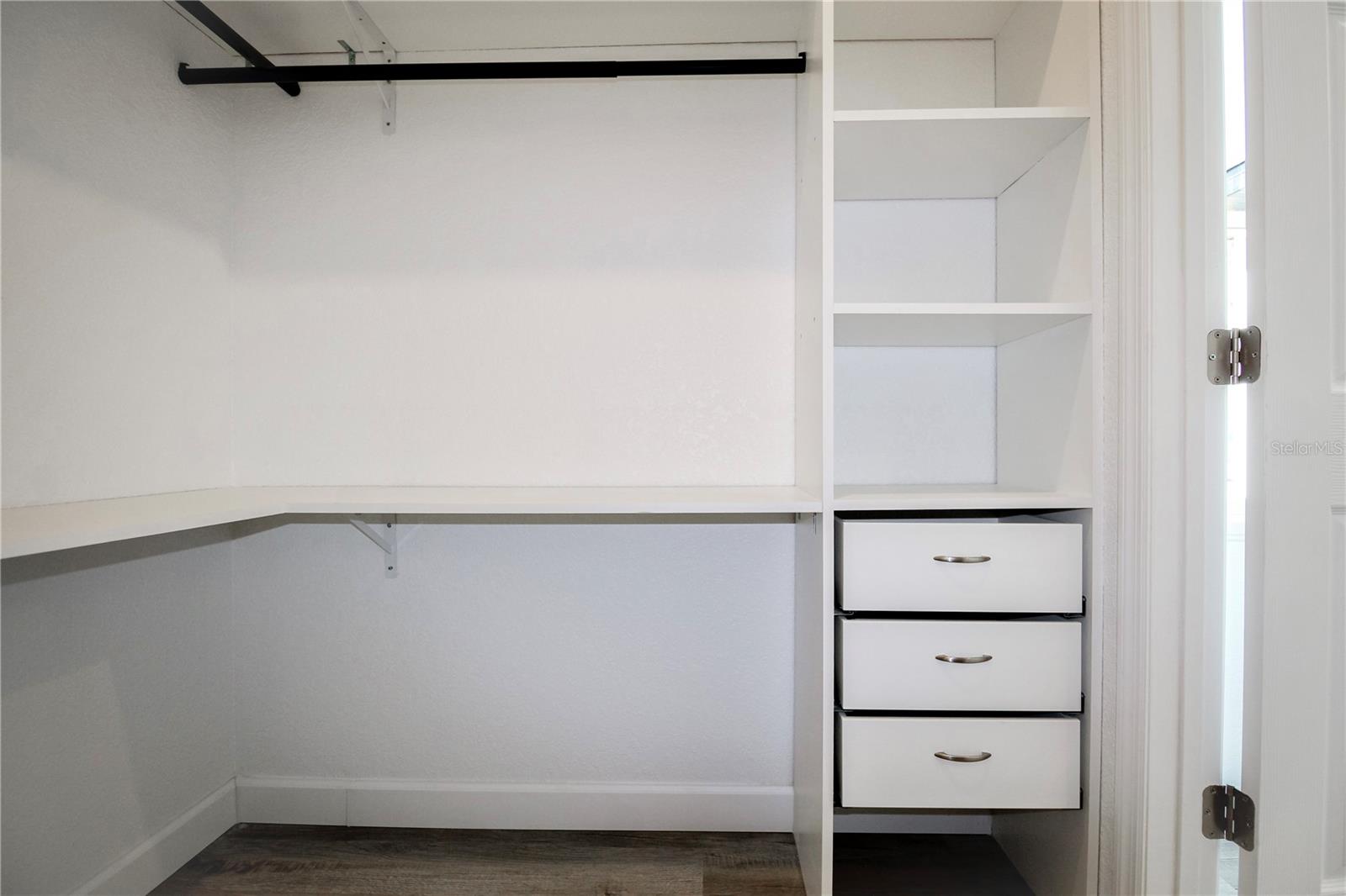 SUN N LAKE - Residential