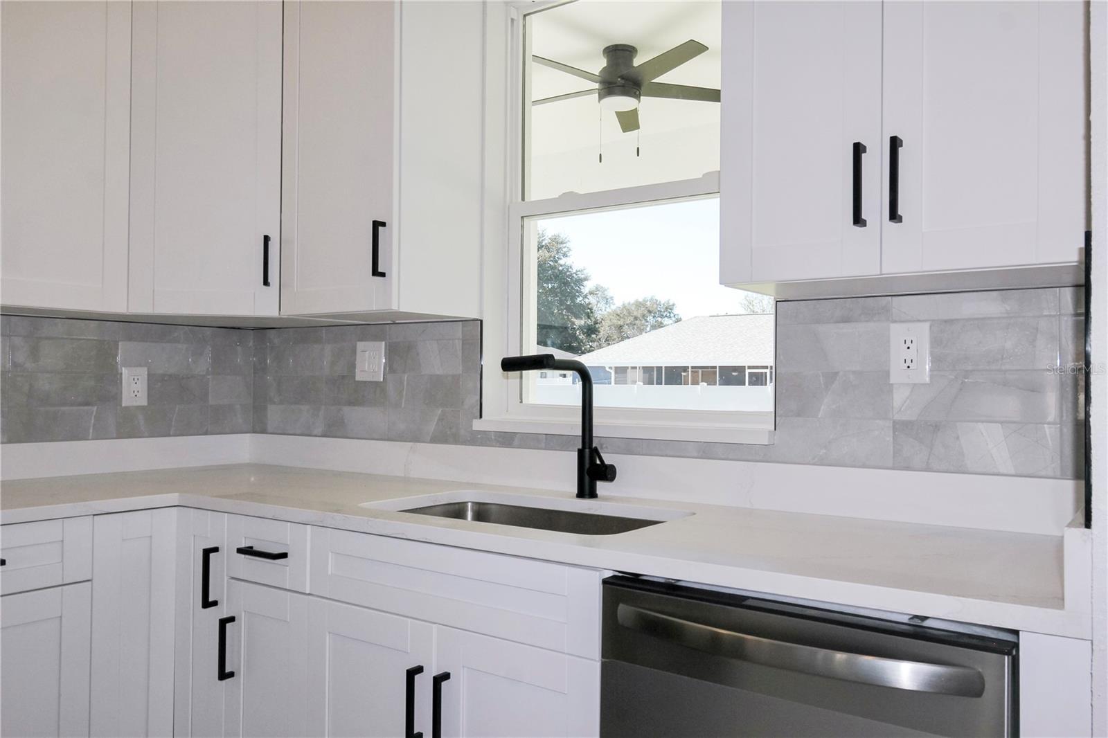 SUN N LAKE - Residential