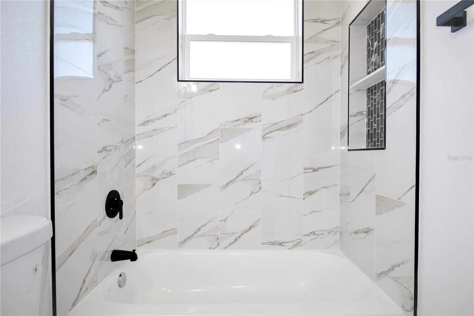 SUN N LAKE - Residential