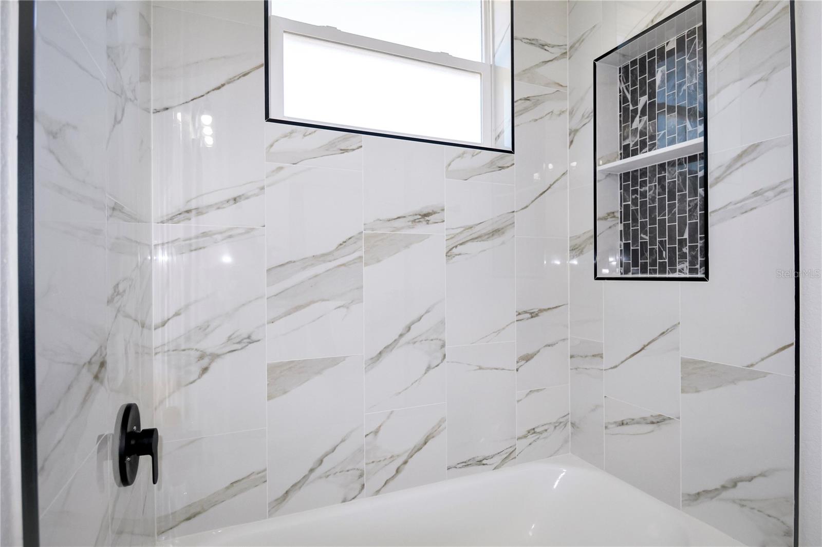 SUN N LAKE - Residential