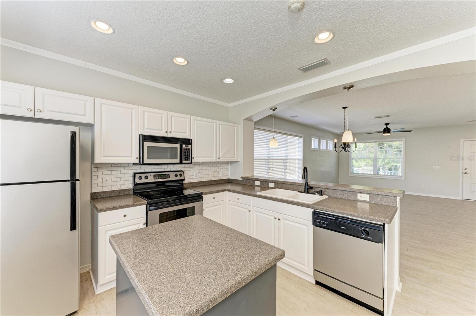 RIVER SOUND - Residential