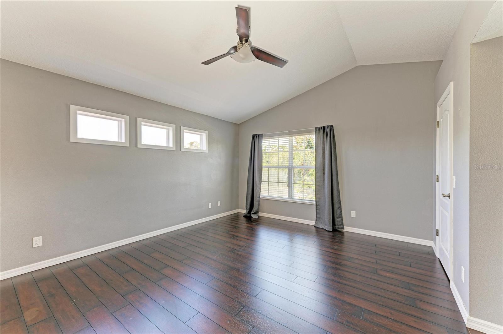 RIVER SOUND - Residential