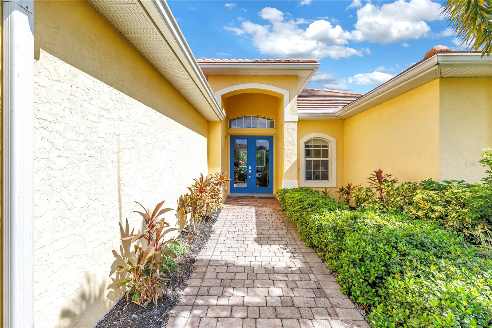 5321 SILVER LEAF LANE