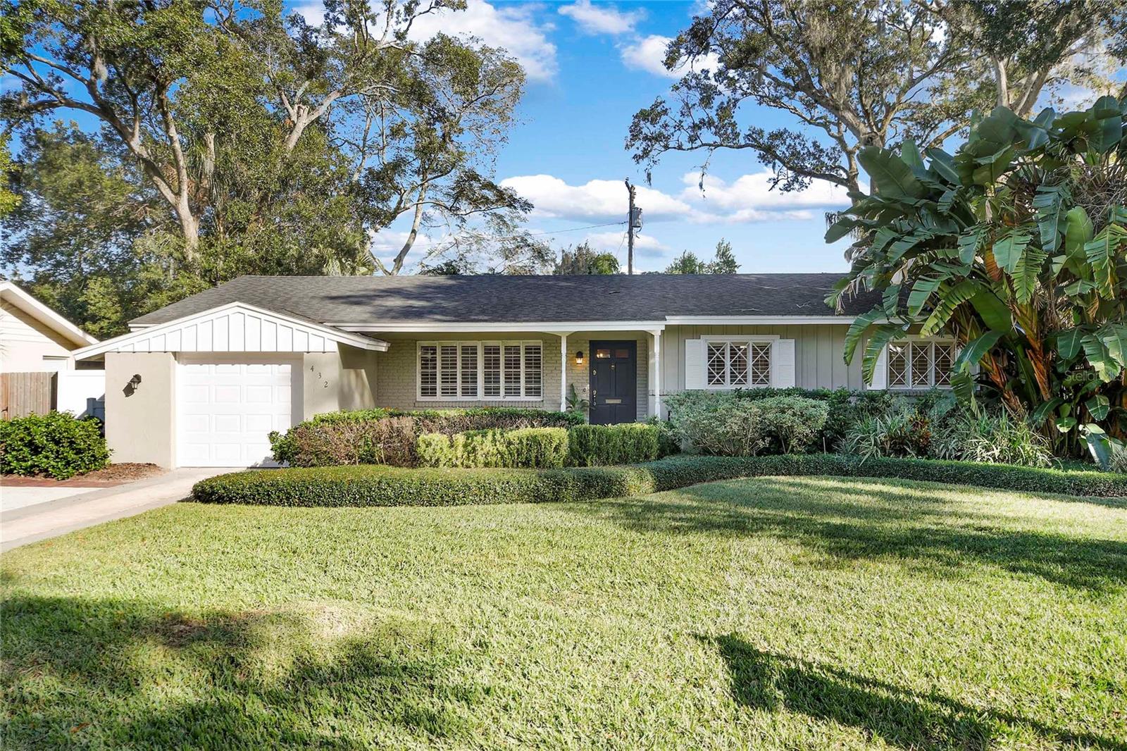 Meticulously cared for Kenilworth Shores home on 89 x 115 lot. Income-producing home while you plan your dream home or investment. Quiet destination street with long-term neighbors. Track Shack does an annual run on this picturesque street. Located just minutes from Park Avenue, the home is in close proximity to the area’s best restaurants and is zoned for most desirable schools-Brookshire, Glenridge, and WPHS. Homes all around are being torn down and 4,000 square foot, 3m+ dollar homes are being built.