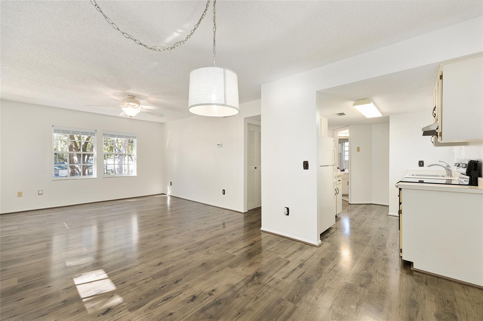 DERBY DOWNS - Residential