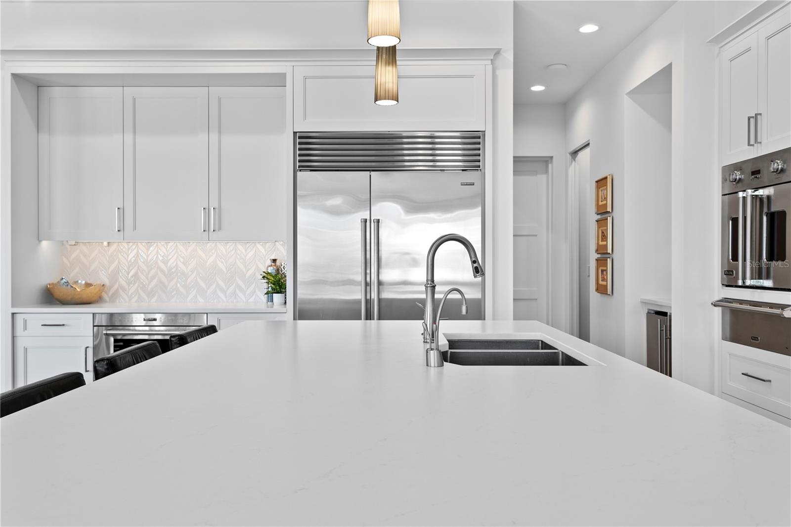 VENETIAN ISLES - Residential