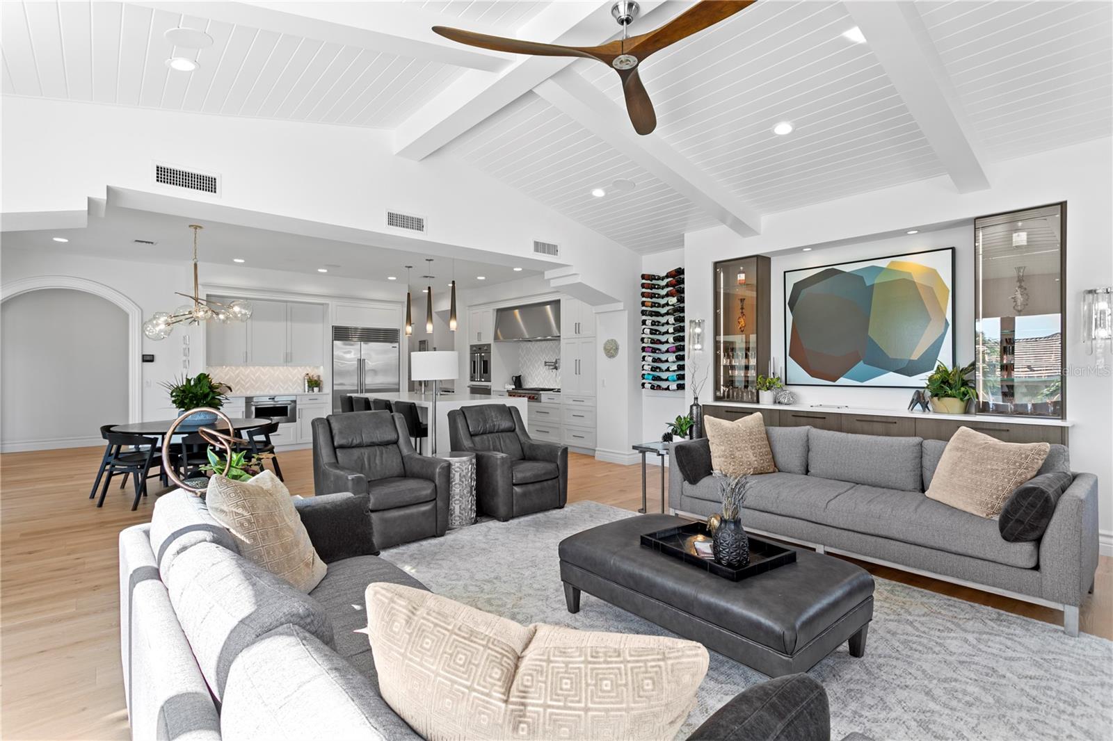 VENETIAN ISLES - Residential