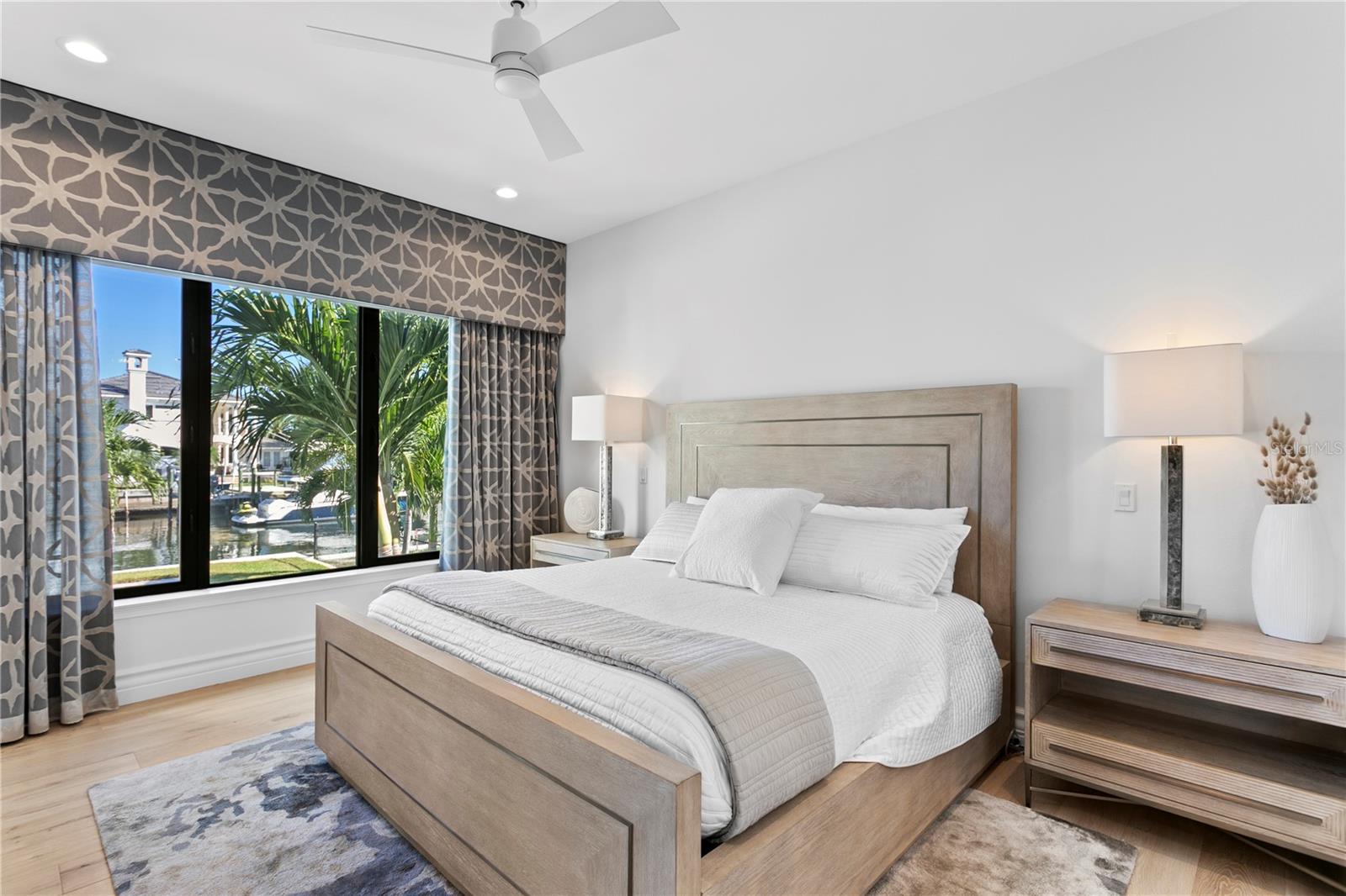 VENETIAN ISLES - Residential