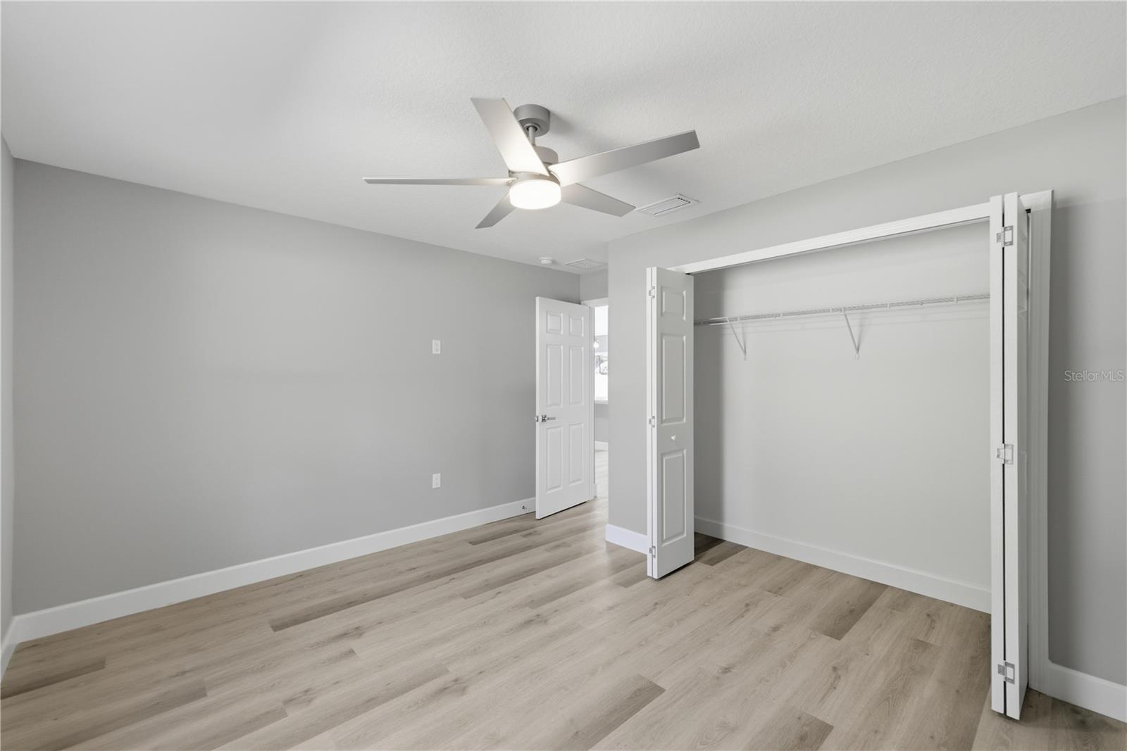 SUNNY SKIES - Residential