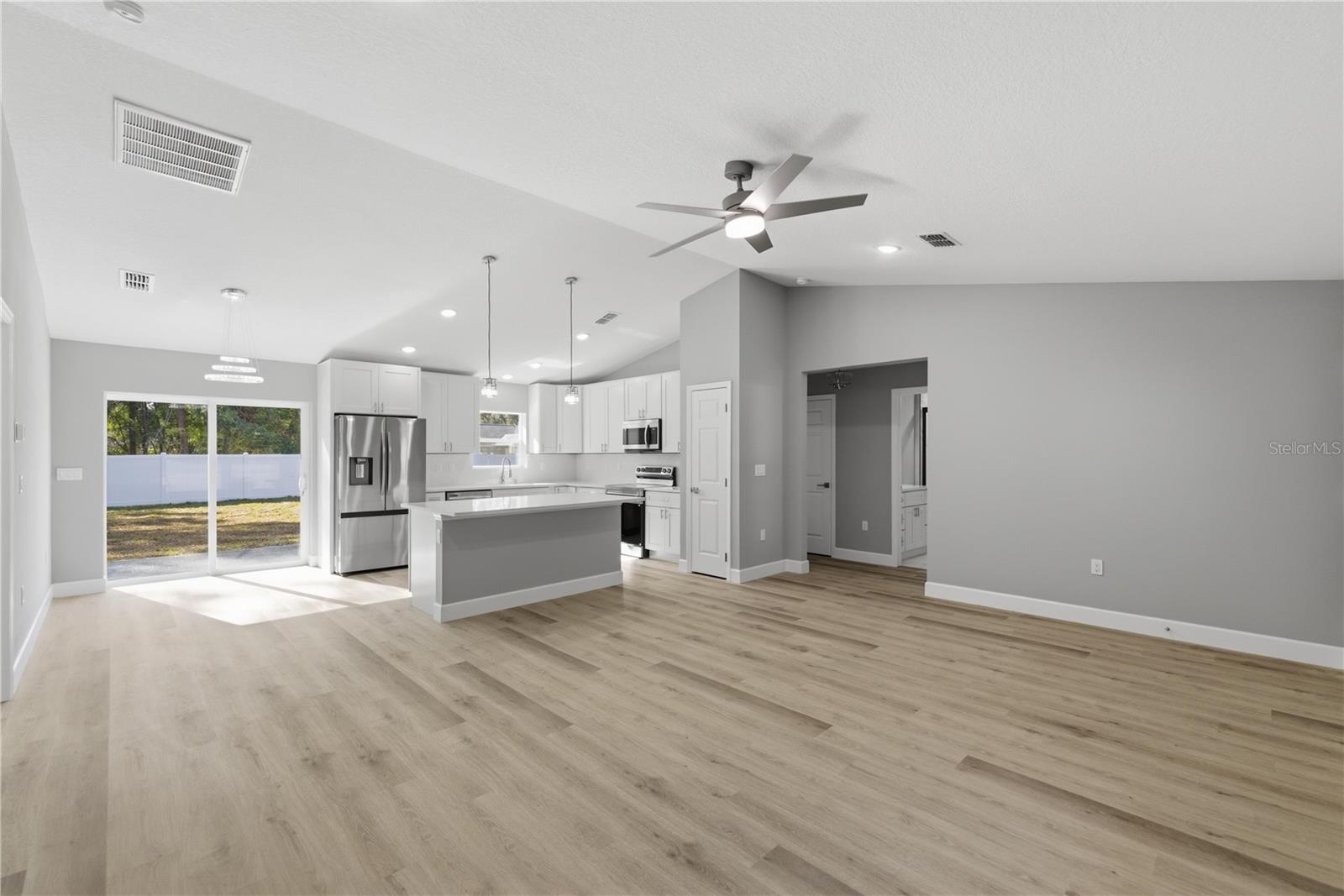 SUNNY SKIES - Residential