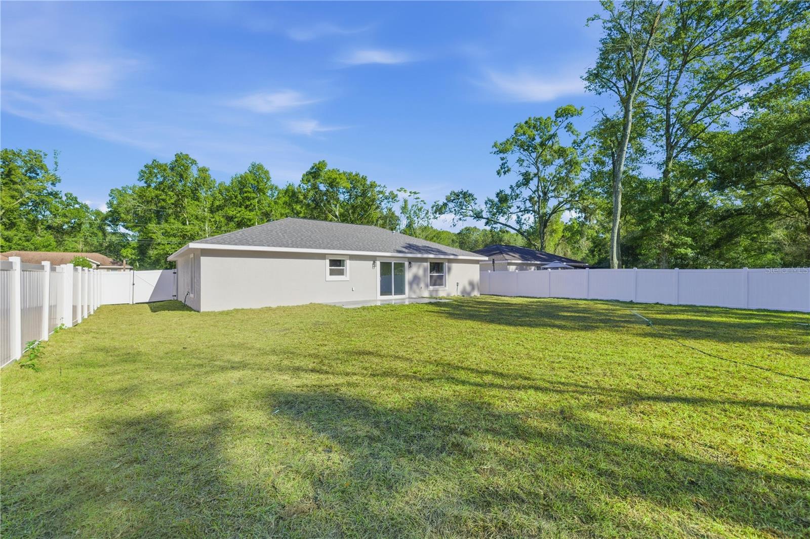 SUNNY SKIES - Residential