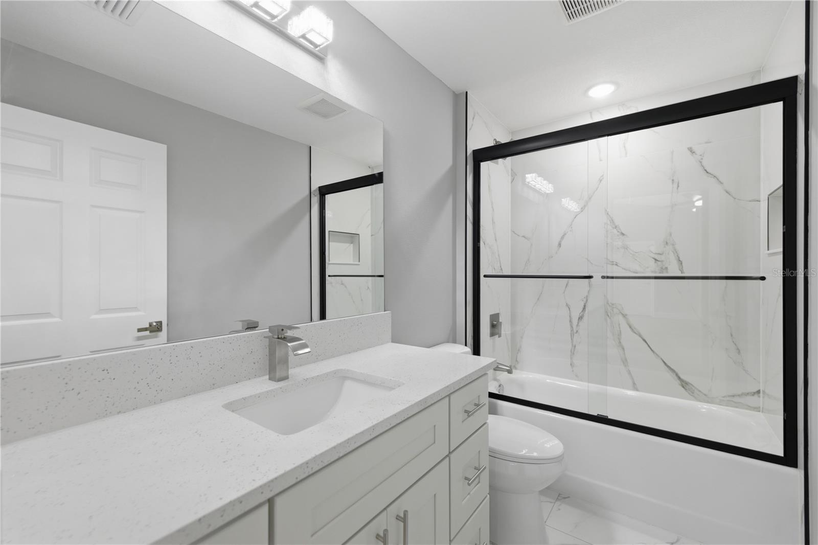 SUNNY SKIES - Residential