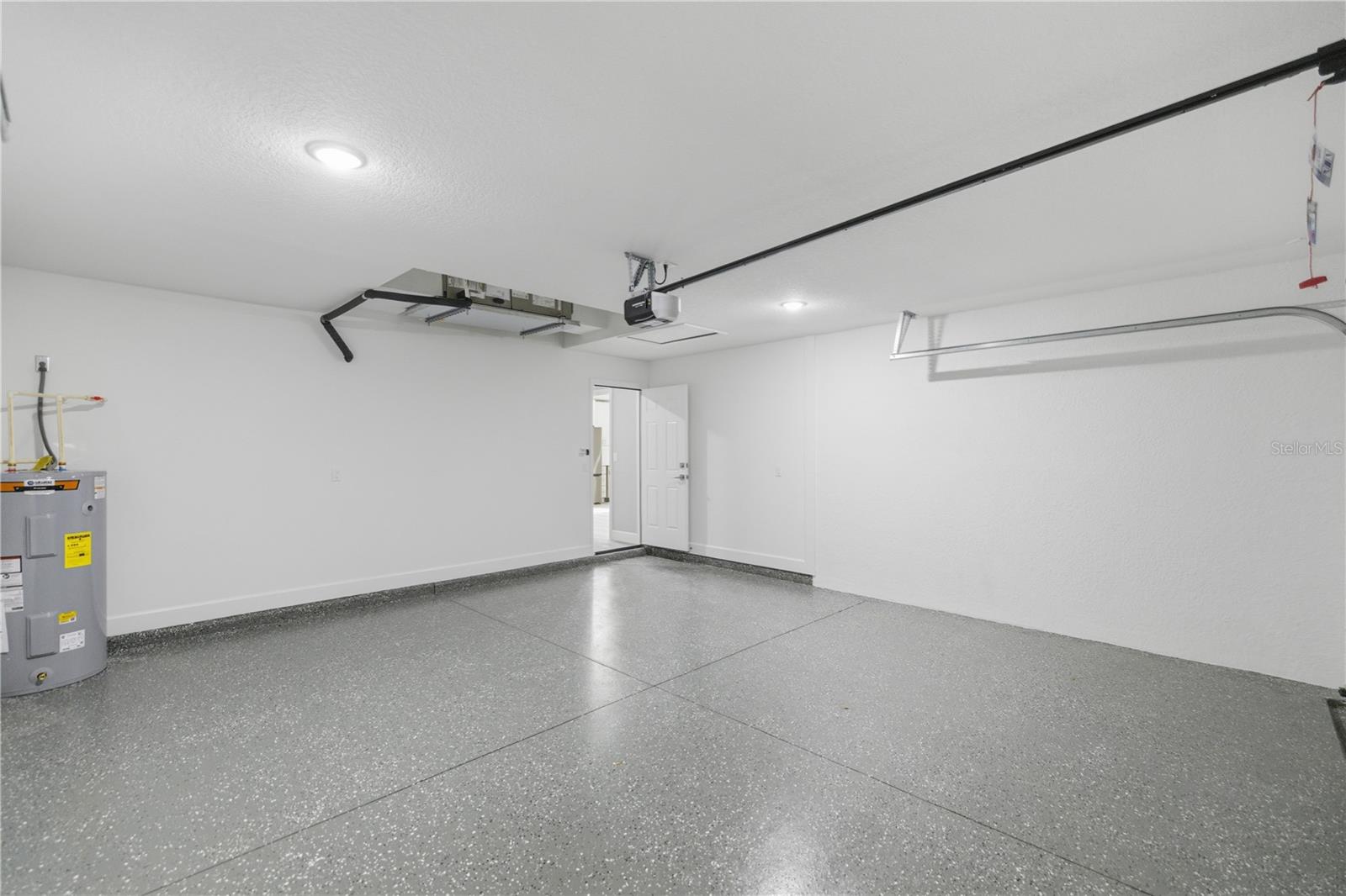 SUNNY SKIES - Residential