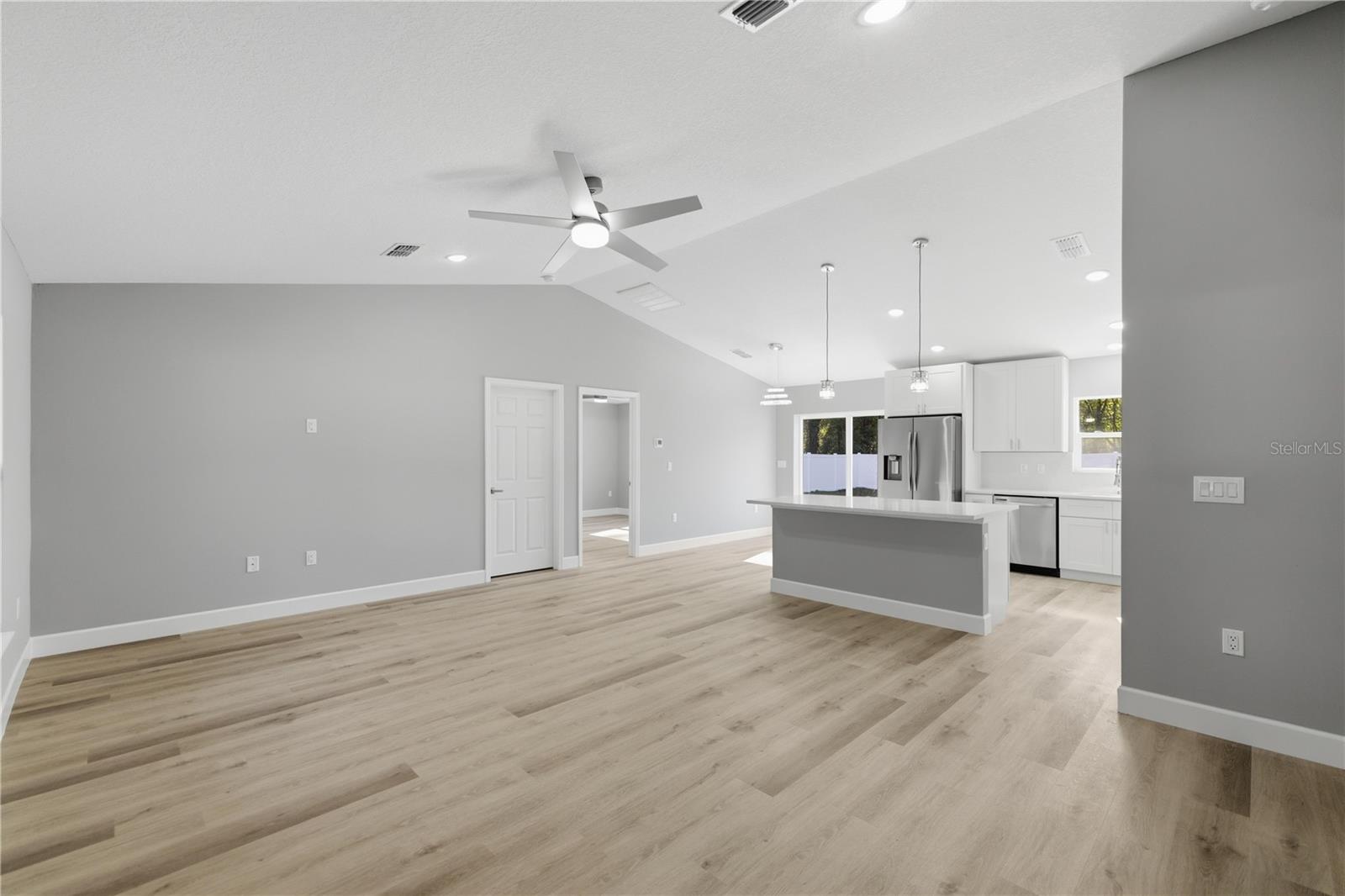 SUNNY SKIES - Residential