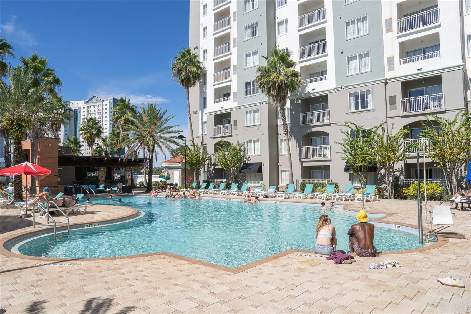 7395 UNIVERSAL BOULEVARD 701