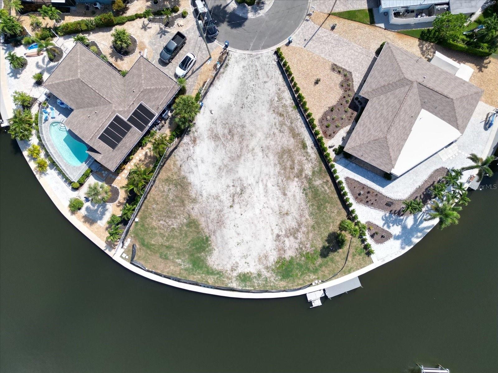 FLAMINGO CAY SECOND UNIT - Land