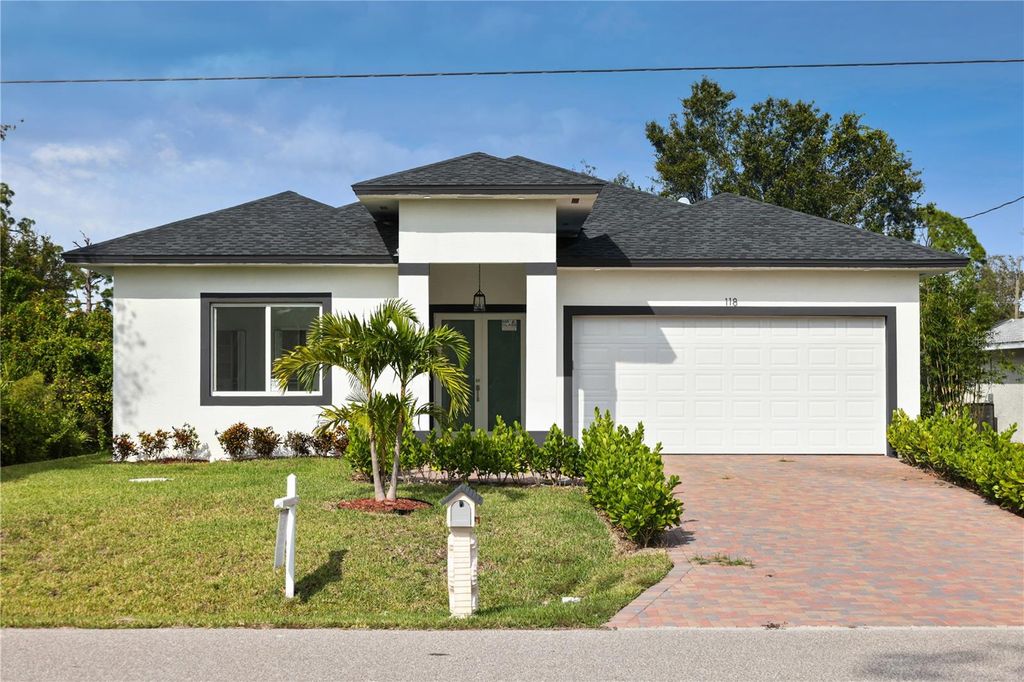 Photo of 118 Green Pine Park, Rotonda West, FL 33947 (MLS # D6144139)